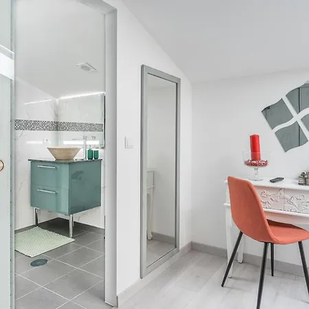 Guestready - Bright Crestuma